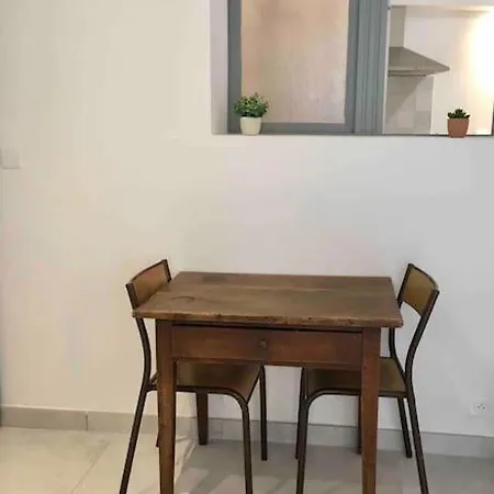 Le Nid Douillet Terrasse La Roquette